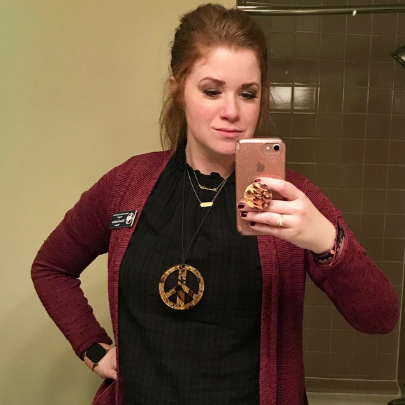 Meet your Posher, Jillian - Picture 1 of 1